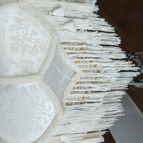 Vintage Ivory Lamp - Picture 4 of 7